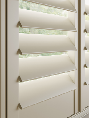 Plantation deals shutter blinds