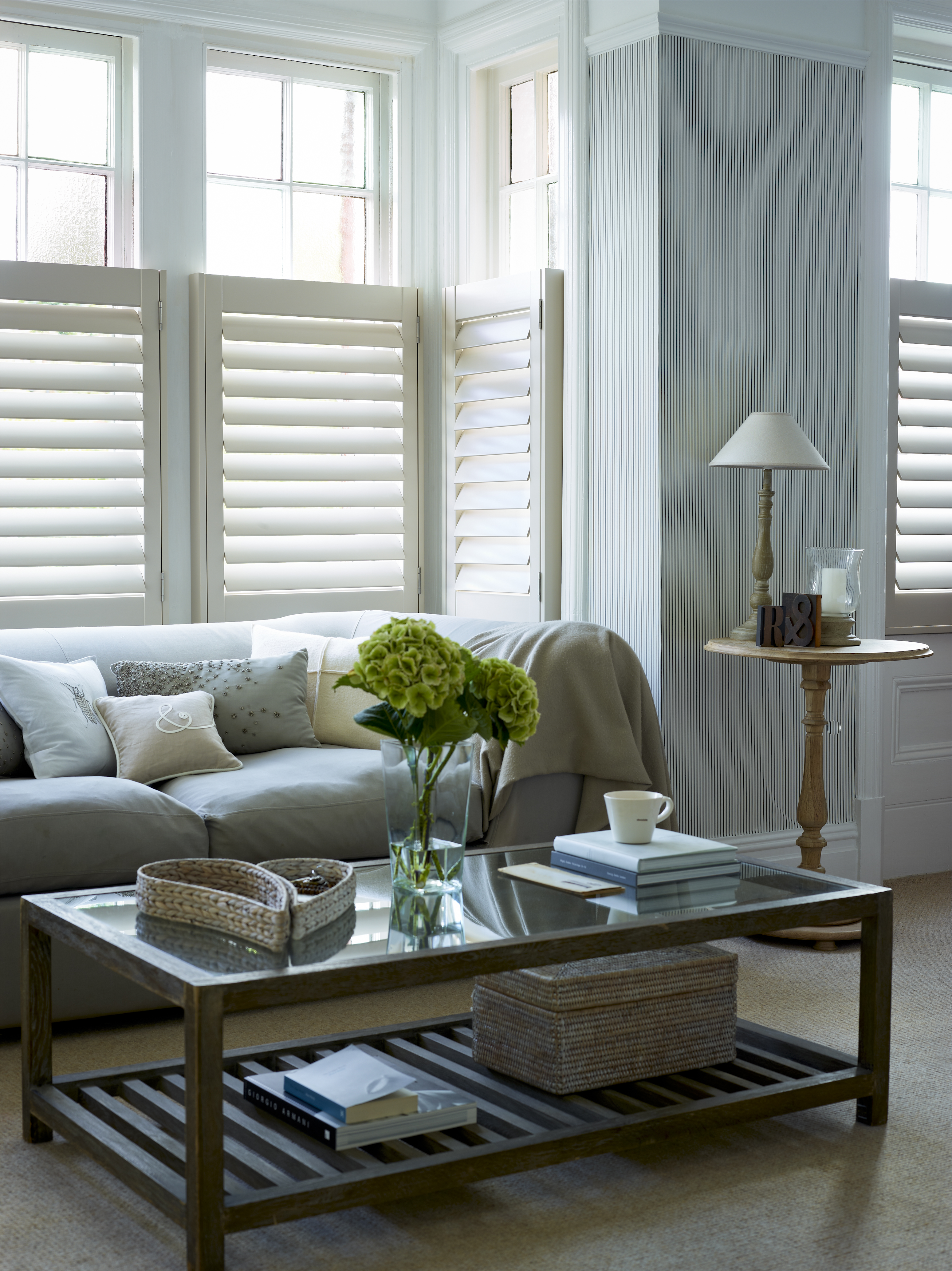 café style shutters